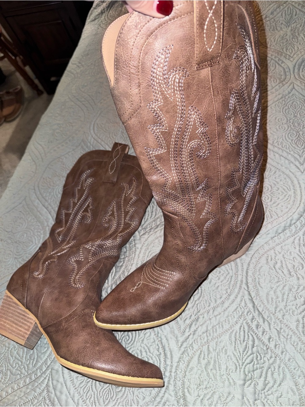 Women’s Mid Calf Cowboy Boots